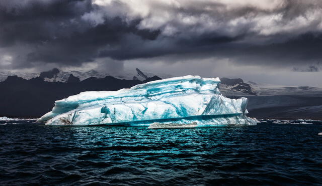 Miles de toneladas de bacterias están siendo liberadas con el derretimiento de los glaciares, señalan un equipo internacional de glaciólogos. Foto: Flickr / Vincent Moschetti