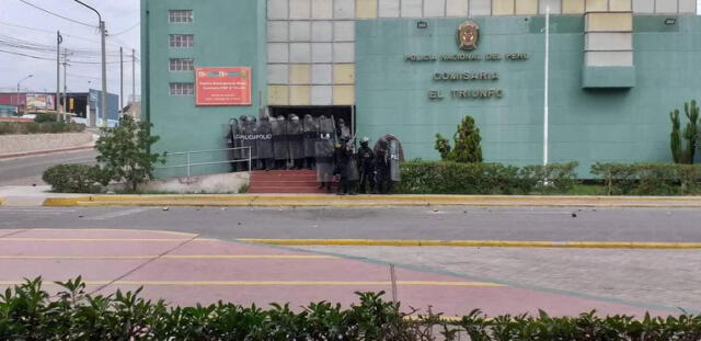 Pobladores atacaron comisaría en La Joya, tras detención de ciudadanos. Foto: cortesía.