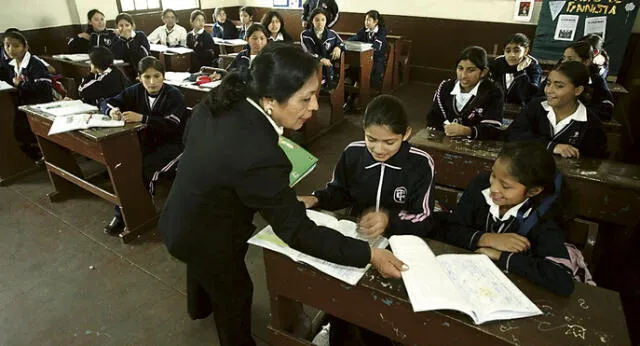 Dictado de clases en Cusco se prolonga hasta enero