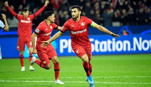 Atlético Madrid vence al Bayer Leverkusen 2 a 0 y asegura su pase a octavos en Champions League