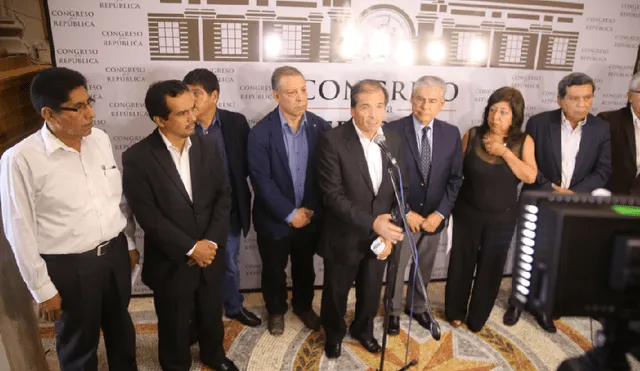 Frente Amplio exige se investigue crisis de Agrobanco