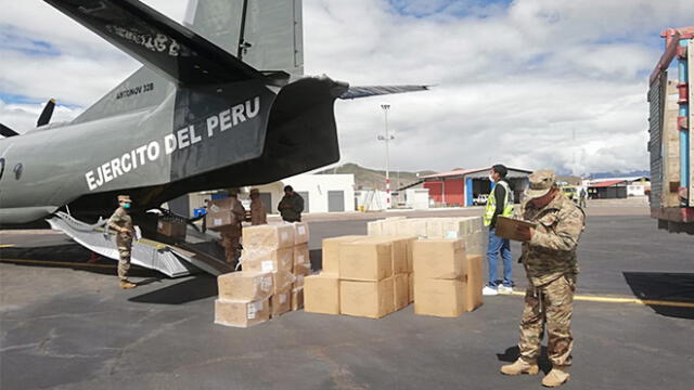 Dos vuelos llegaron de Lima a Juliaca, entre ellos, un avión Antonov del Ejército Peruano.