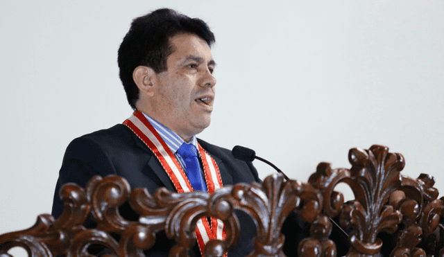 Fiscal Tomás Gálvez responde a congresistas tras pedido de renuncia 