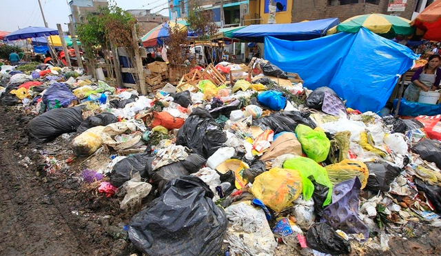 Defensoría del Pueblo pide a Contraloría intervenir VMT por falta de recolección de basura