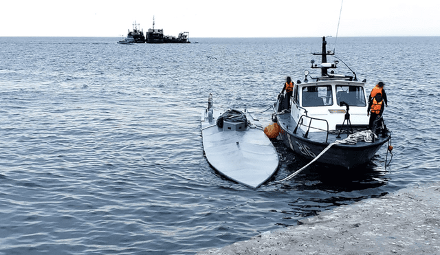 Narcosubmarino trasladaba 2000 kilogramos de drogas. Foto: Ministerio de Defensa