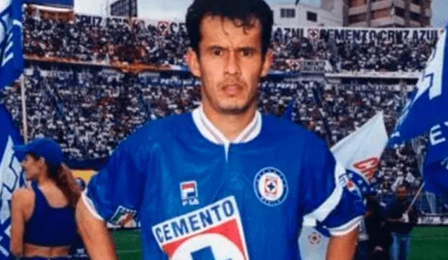 Juan Reynoso incluido en el once ideal histórico de Cruz Azul