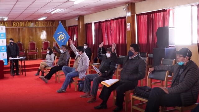 En sesión municipal los 13 regidores de la Municipalidad Provincial de San Román rechazaron la transferencia.