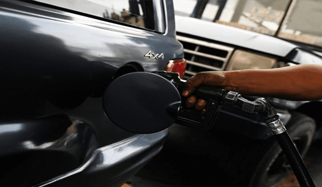  Las inauditas maneras de pago de la gasolina en plena crisis de Venezuela