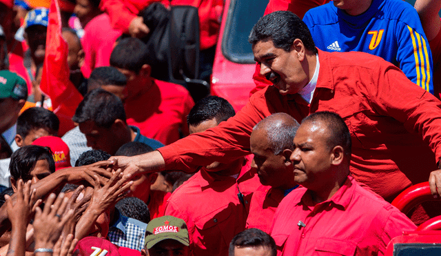 Nicolás Maduro oficializa su plan reeleccionista