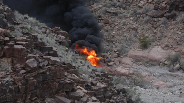 Gran Cañón: 3 muertos y 4 heridos al estrellarse helicóptero turístico 