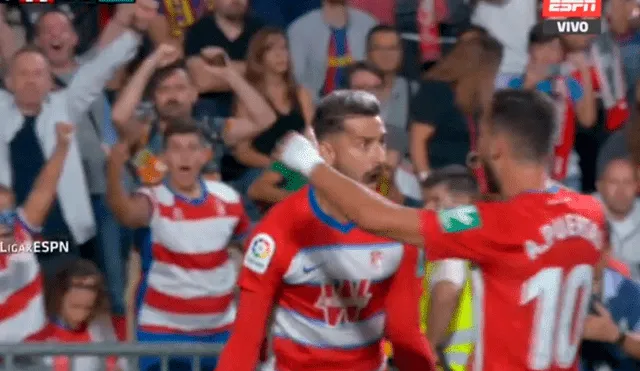 Álvaro Vadillo, el punto penal, marcó el segundo gol del Granada sobre el FC Barcelona| Foto: ESPN