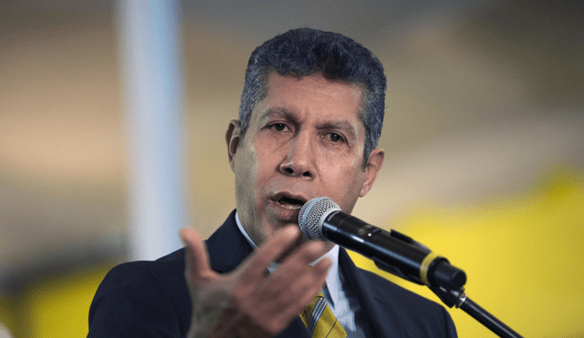 Candidato venezolano abrirá industria petrolera si gana la Presidencia