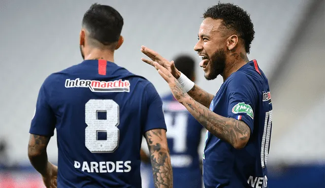 Neymar abrió el marcador en la final de la Copa de Francia entre el PSG y Saint Étienne. | Foto: AFP