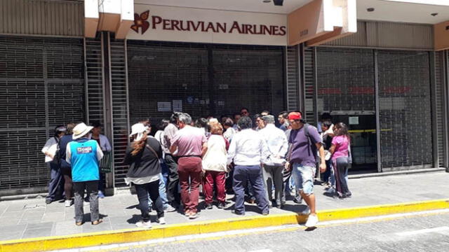 Pasajeros encontraron cerrada la oficina de Peruvian Airlines