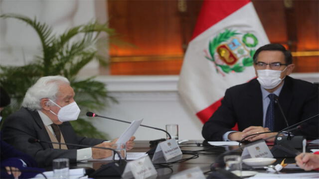 Vizcarra Cornejo suscribió este 24 de agosto el compromiso de diálogo para el Pacto Perú. (Foto: Presidencia)