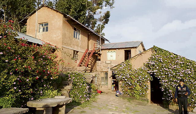 Llachón, un paraje puneño de ensueño junto al lago Titicaca 