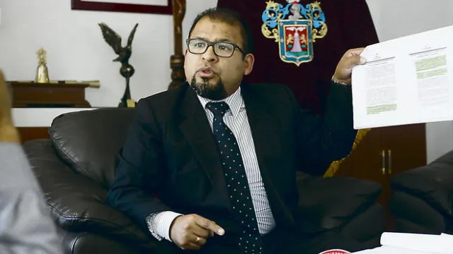 ENTREVISTA ALCALDE DE AREQUIPA OMAR CANDIA 