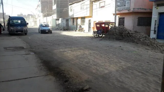 Chiclayo: indignación por obras inconclusas y montículos de basura en las calles