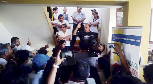 Chiclayo: Trabajadores de la Geresa protestan por falta de pagos y bonificaciones