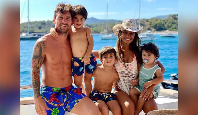 En otras ocasiones, Messi se retrató con toda su familia en vacaciones.