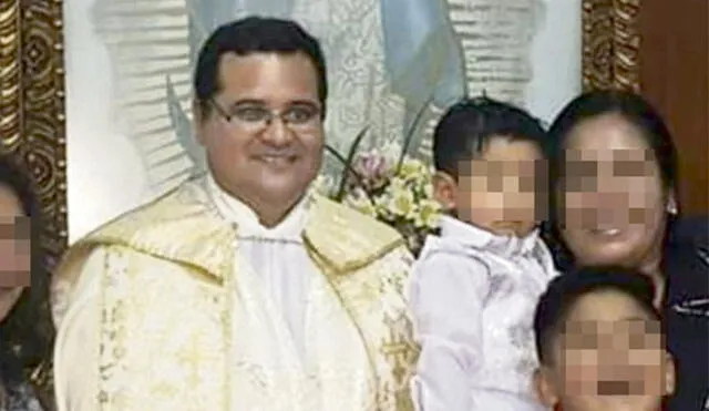 Plegarias para el primer sacerdote caído