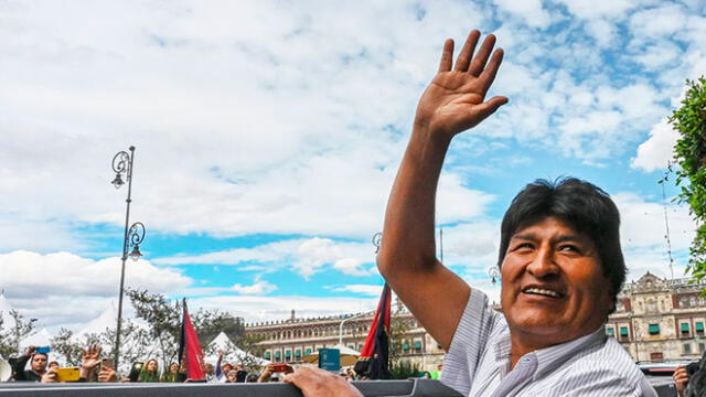 Evo Morales se reunión con sus partidarios en Liniers, Buenos Aires. Foto: Difusión
