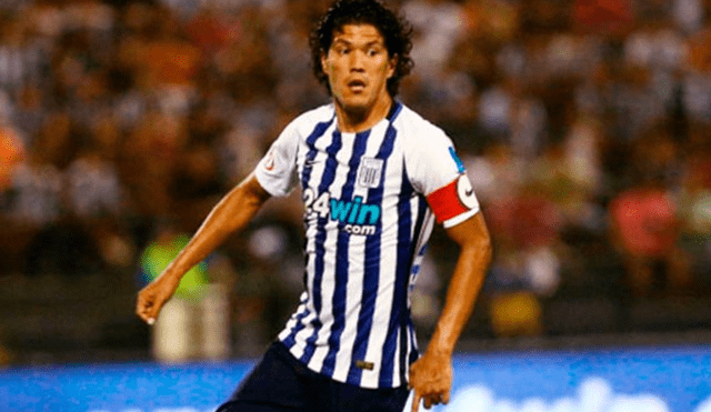 Óscar Vílchez, fue jugador de Alianza Lima.