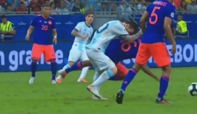  Argentina vs. Colombia: La bofetada de Lerma que casi 'duerme' a Lionel Messi [VIDEO]