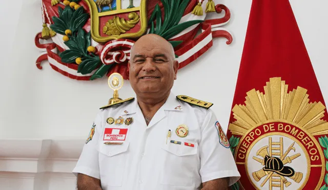 Larry Steve Lynch Solis es el nuevo comandante general del Cuerpo de Bomnberos Voluntarios del Perú. Foto: CGBVP