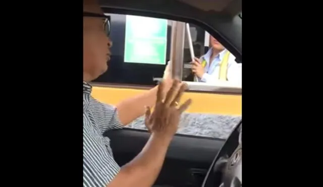 Facebook: Conductor se niega a pagar peaje y transmite su protesta en vivo 