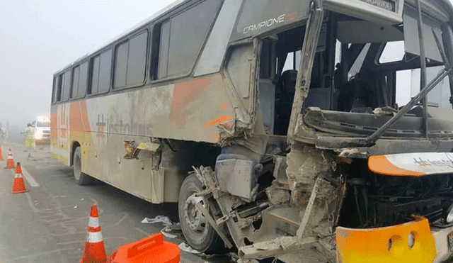 Accidente en Pasamayo: dos heridos tras choque de bus y tráiler [VIDEO]