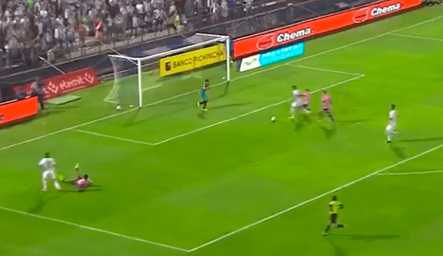 Alianza Lima vs Sport Boys: Quevedo empujó el balón dentro de área chica para el 2-0 [VIDEO]