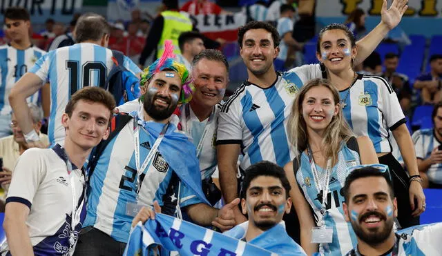 Se espera que en el estadio Lusail haya más de 35.000 hinchas argentinos para la final de Qatar 2022. Foto: EFE