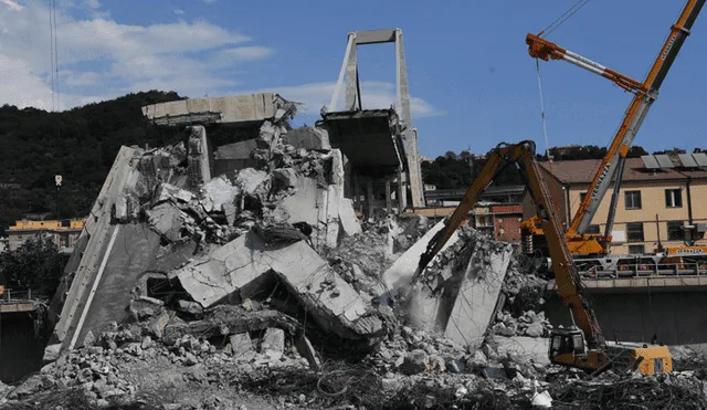 Capturan preciso momento de la caída del puente Morandi [VIDEO]