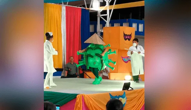 Vía Facebook. Un niño se disfrazó del 'coronavirus' en una actuación para crear conciencia sobre el virus.