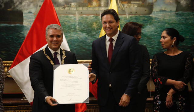 Congreso de la República entrega medalla de honor a Iván Duque
