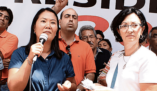 Fiscalía espera a Keiko Fujimori y su hermano ataca a sus asesores