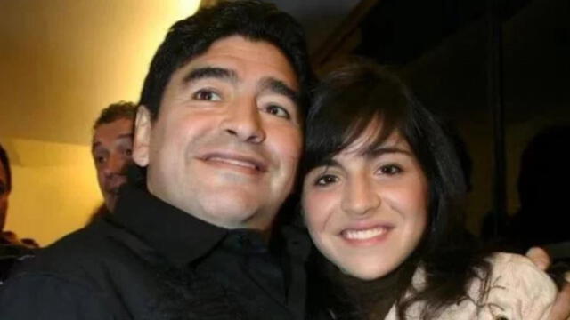 Diego Maradona responde a su hija quien aseguró que "están matando" a su padre