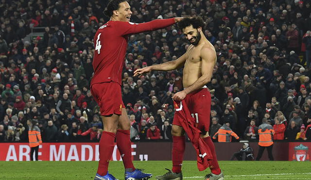 Salah y Van Dijk anotaron los goles del triunfo ante Manchester United. Foto: AFP.