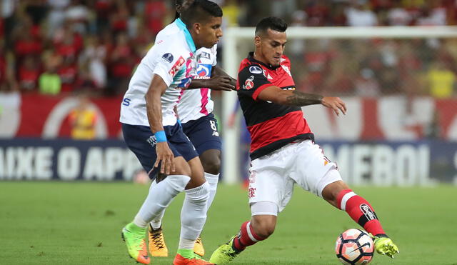 Flamengo hizo respetar su localía ante Junior