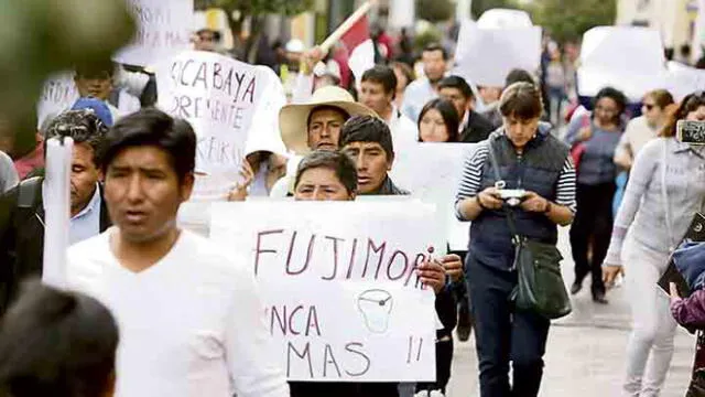 Ciudadanos de Cusco y Arequipa marchan contra vacancia a PPK 