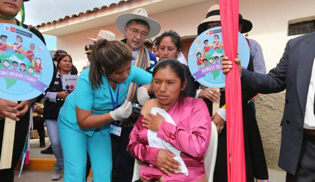 Minsa refuerza vacunación contra el sarampión en zonas de frontera del país