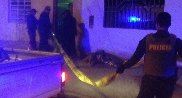 Asesinan a mujer de dos balazos cerca a sede policial [VIDEO]