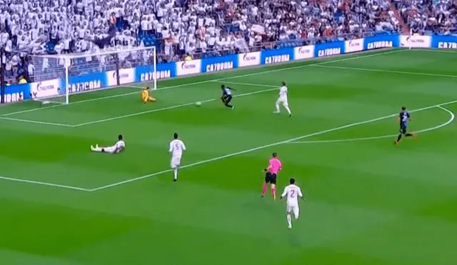 Real Madrid vs Brujas: gol de Emmanuel Dennis por la Champions League. Foto: Captura de video.