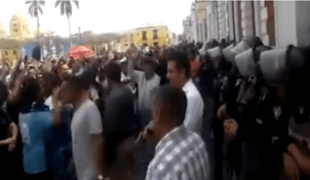 Trujillo: Candidato de APP trató de darse un “baño de popularidad”, pero salió mal parado