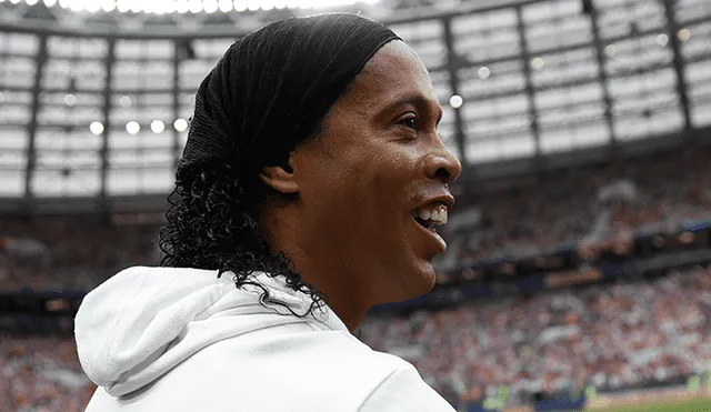 Ronaldinho y el día que humilló a Lionel Messi [VIDEO]