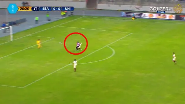 Universitario vs Sport Boys: Alberto Rodríguez le sacó el 1-0 de los pies a Luis Tejada [VIDEO]