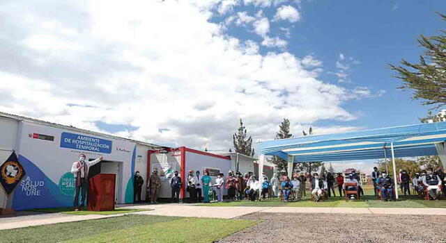 apertura. Presidente Vizcarra llegó ayer a Cusco para poner en operatividad hospital modular.