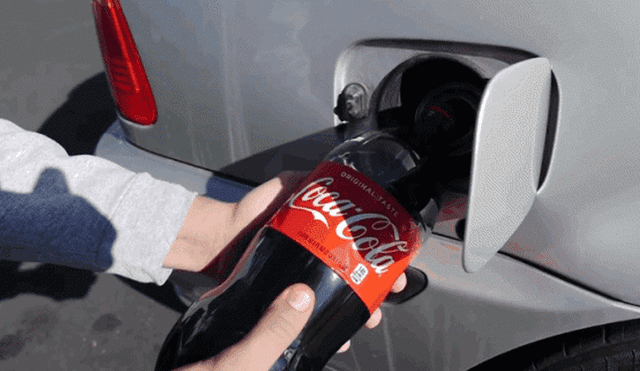 Facebook: Llenó el tanque de su auto con Coca Cola y todo acabó mal [VIDEO]
