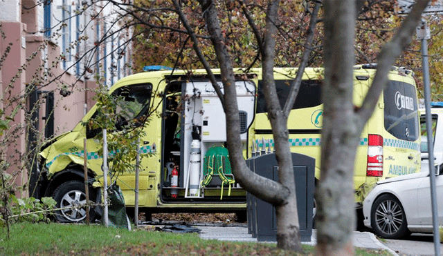 Sujeto arrolló a una mujer con bebés en coche tras robar una ambulancia